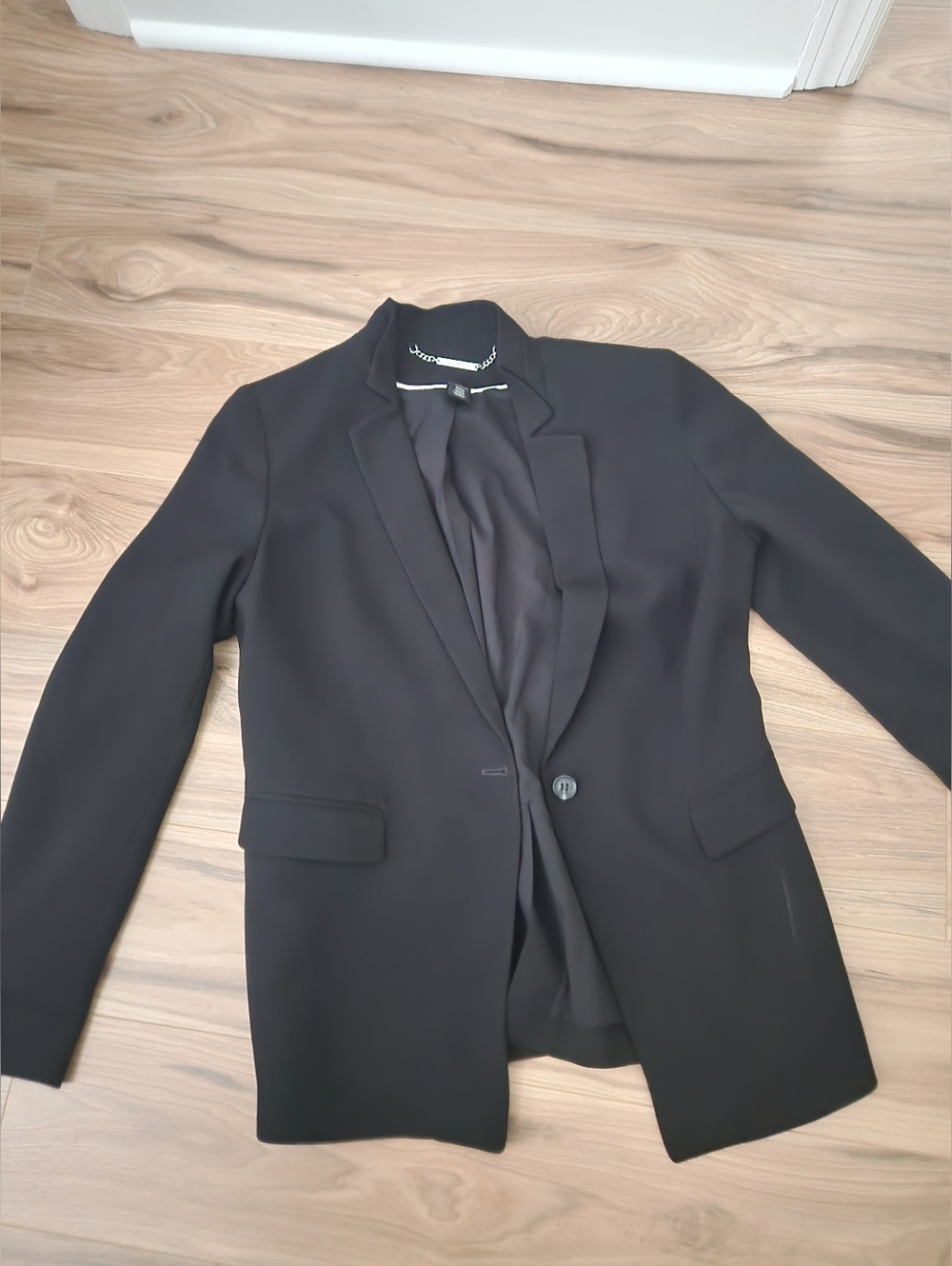 White House Black Market Black Tailored One-Button Blazer
